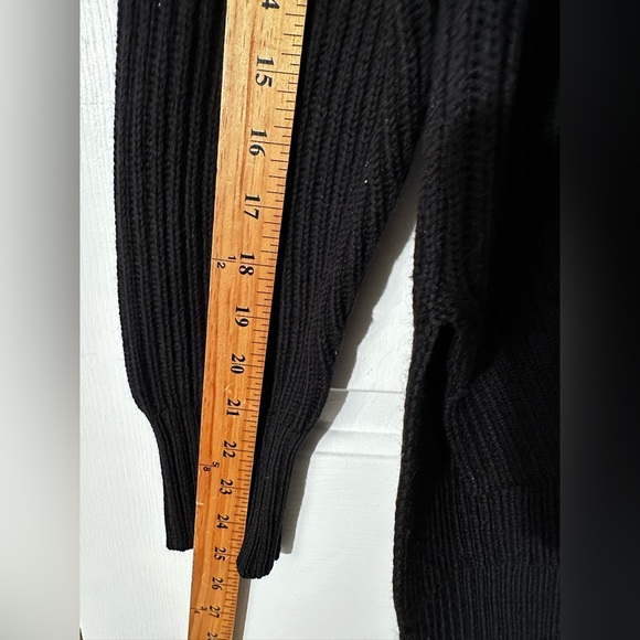 ARITZIA WILFRED FREE Lin Sweater Black 100% Merino Wool Hi Lo Turtleneck XS NICE - Picture 12 of 16